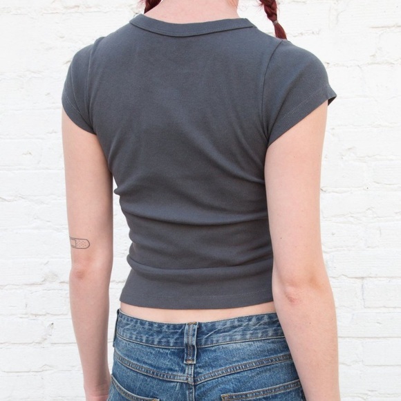 brandy melville nirvana t-shirt - Picture 2 of 4